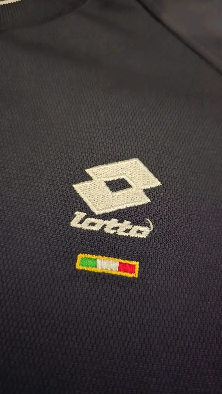 Polerón deportivo negro Lotto para mujer - 2