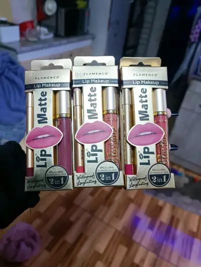 Set de maquillaje labial y rubor Flamenco y Usas - miniatura 1