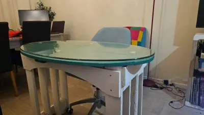 Escritorio, mesa hecha a mano (pallet) más silla - miniatura 2