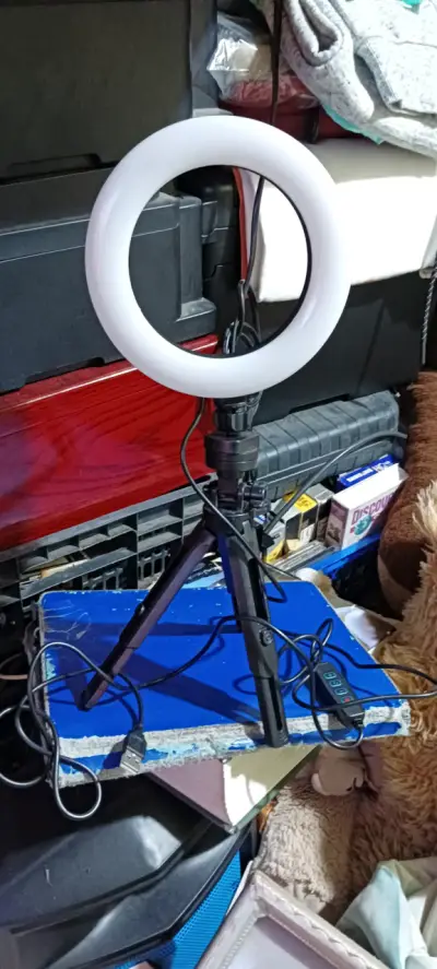 Aro de luz LED con trípode Live K315 - miniatura 1