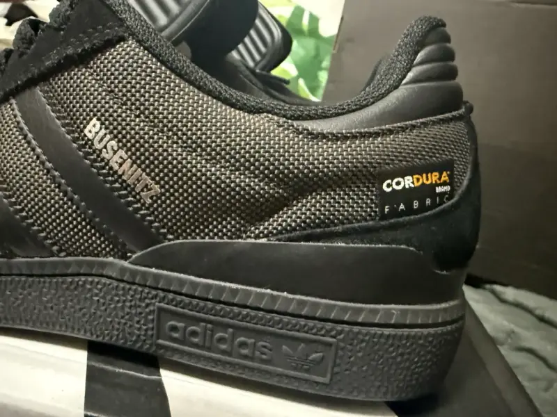Zapatillas Adidas Busenitz negras Cordura 9.5 US - 4