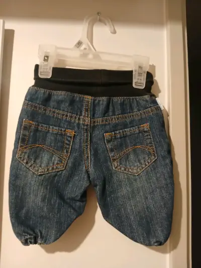 Pantalones cortos de mezclilla talla 0 a 3m - miniatura 3