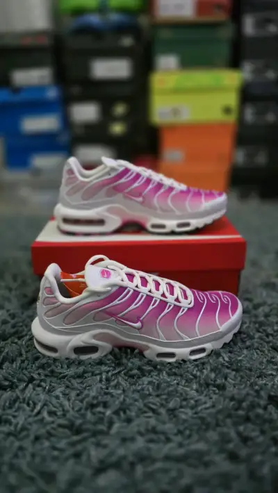 Zapatillas deportivas Nike Air Max rosas - miniatura 1