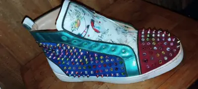 Zapatillas de Christian Louboutin. - miniatura 1