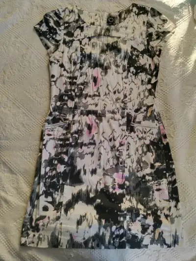 Vestido estampado corto IO talla 36 - miniatura 1