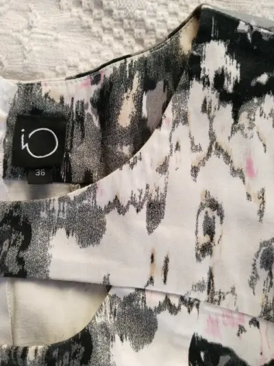 Vestido estampado corto IO talla 36 - miniatura 2