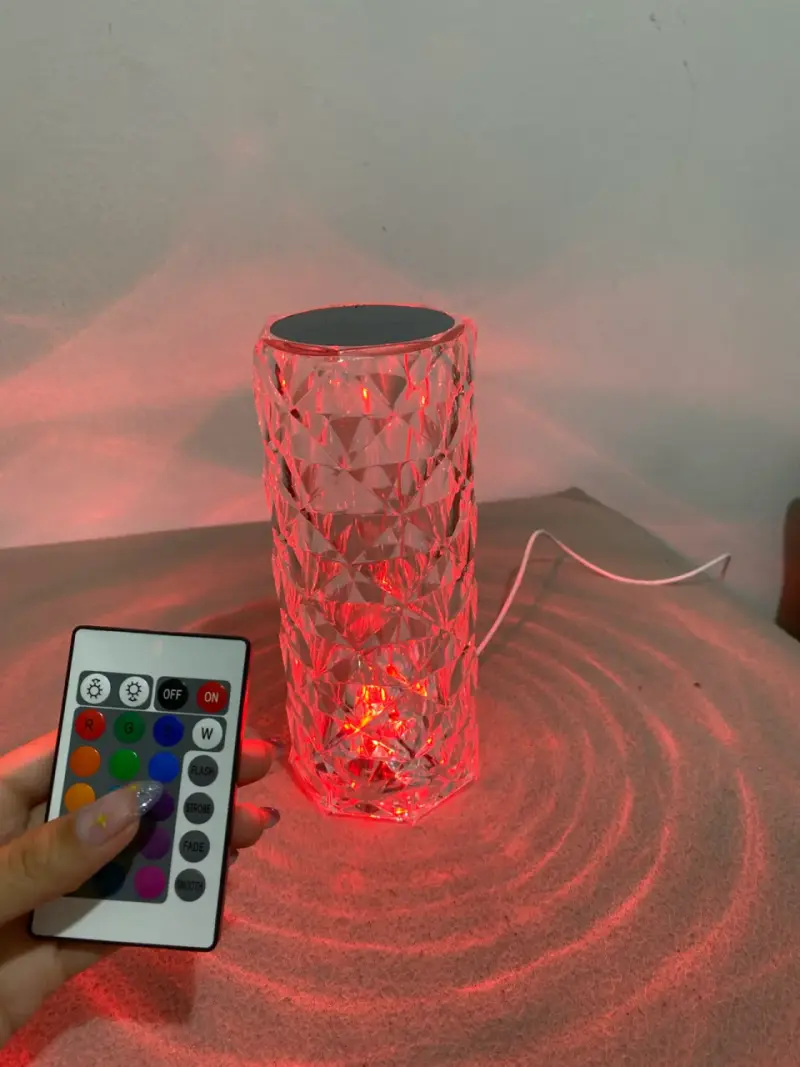 Lámpara de Mesa LED Recargable con Control Remoto - 3