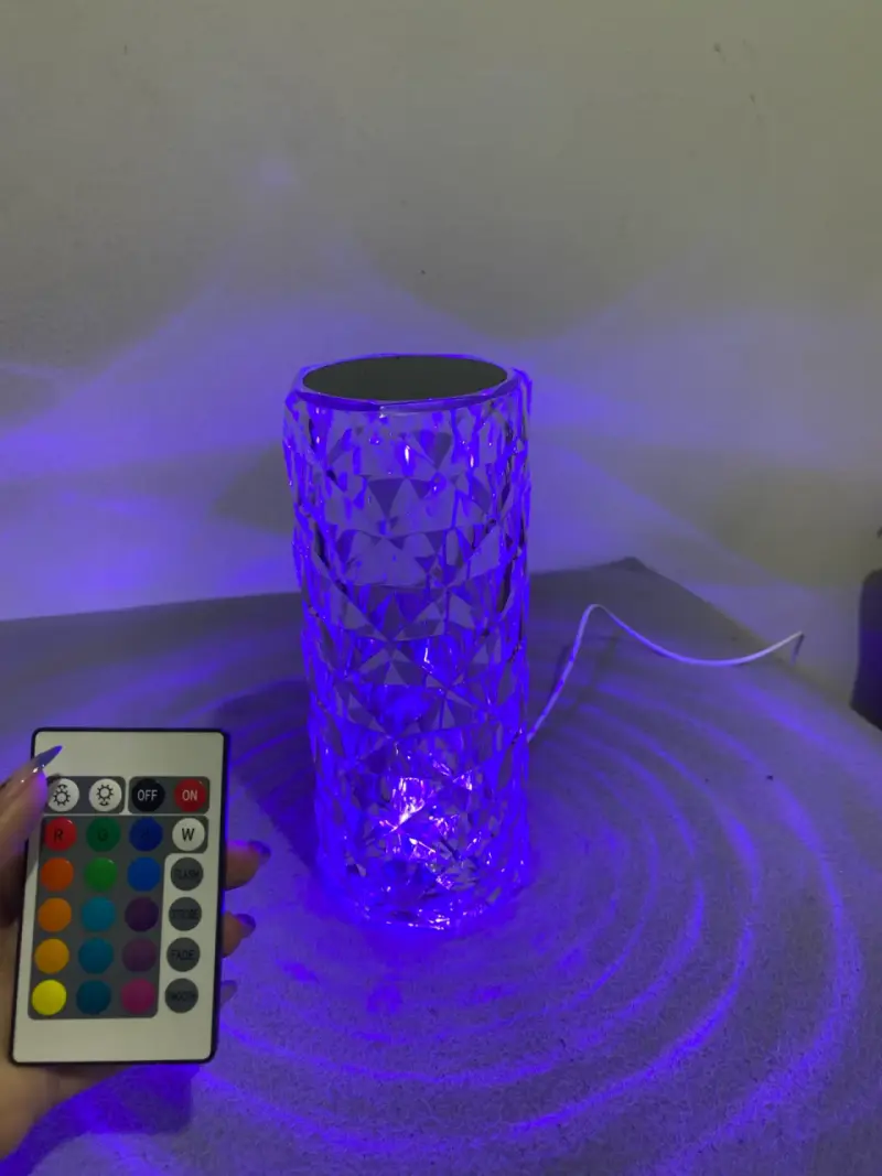 Lámpara de Mesa LED Recargable con Control Remoto - 4