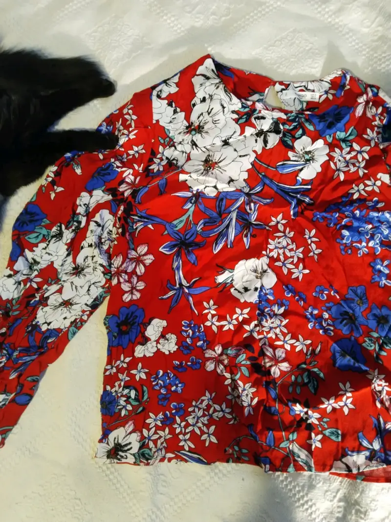Blusa floral roja Mango talla M - 1