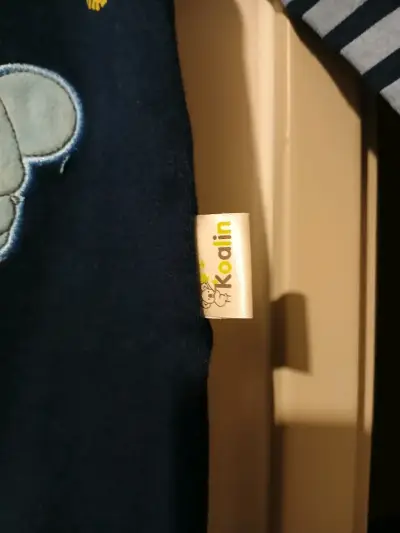 Enterito de bebé azul con diseño safari - miniatura 4