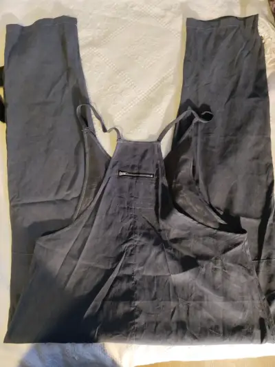 Enterito gris con tirantes ajustables - miniatura 1