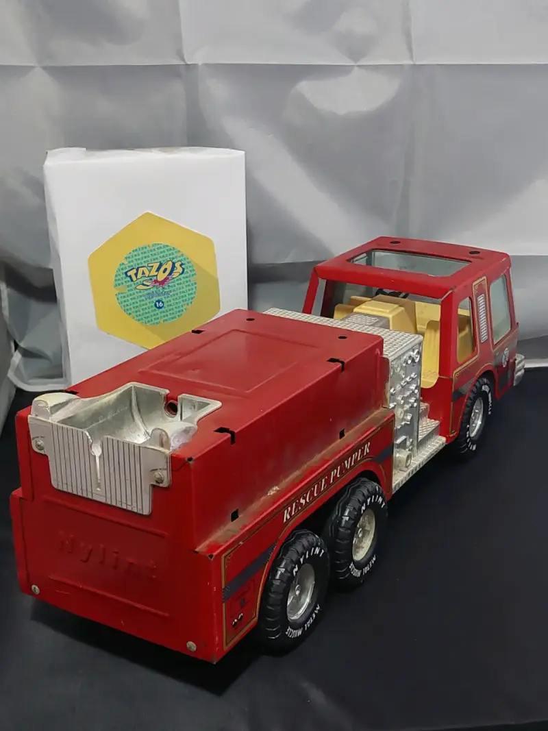 Camión de Bomberos Vintage de Metal Rojo - 5