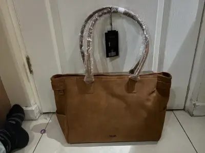 Bolso de cuero sintético color marrón Black - miniatura 1