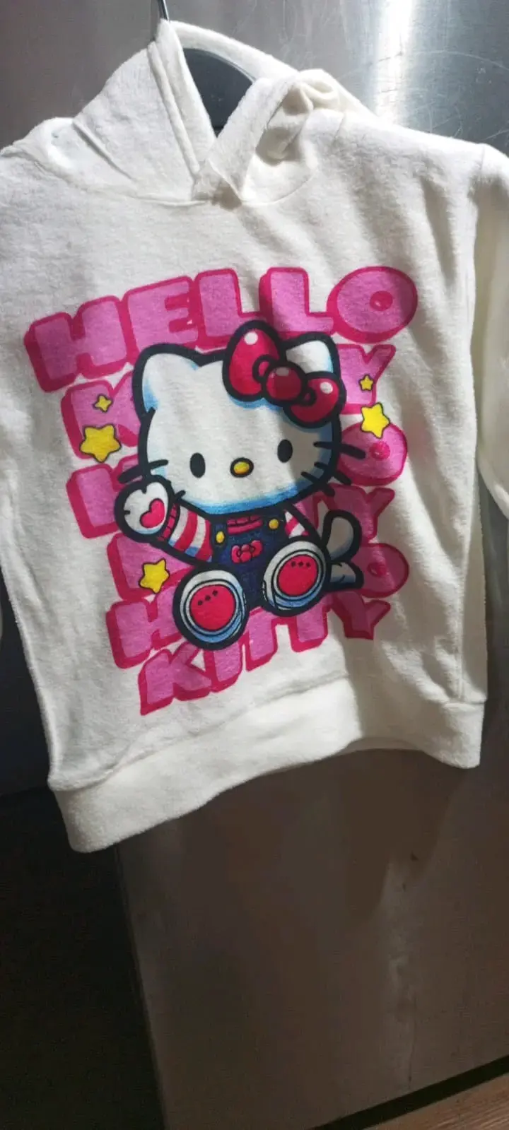 Polerón infantil con diseño de personajes animados - 2