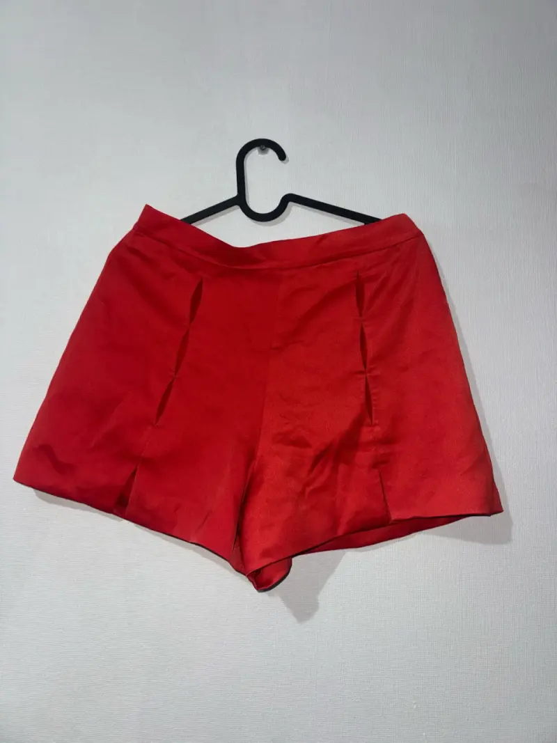 Shorts rojos de mujer Alexia elegante - 1