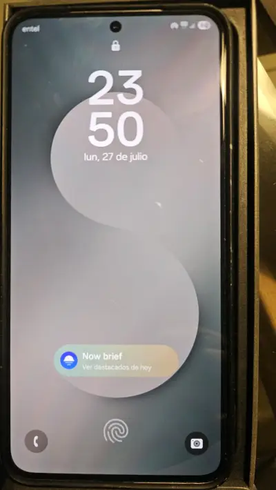 Samsung S25 FE con cargador y caja - miniatura 1