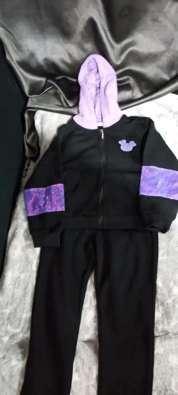 Conjunto deportivo infantil negro y morado - 2