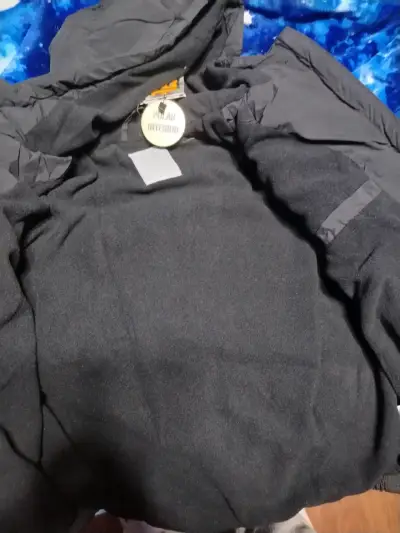 Chaqueta de invierno para niño con capucha y diseño camuflado - miniatura 2