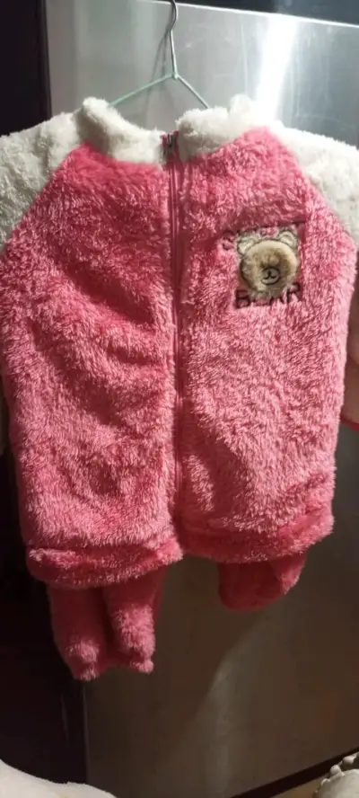 Chaqueta polar para bebé con diseño de oso - miniatura 2