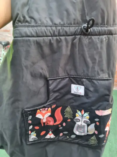 Cubre mochila porteo con diseño de animales - miniatura 2