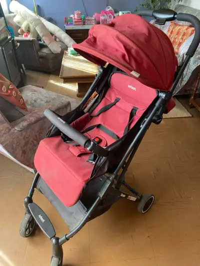Coche de bebé Infanti rojo plegable - miniatura 1