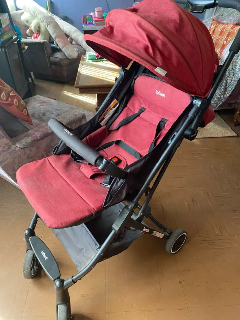 Coche de bebé Infanti rojo plegable - 2