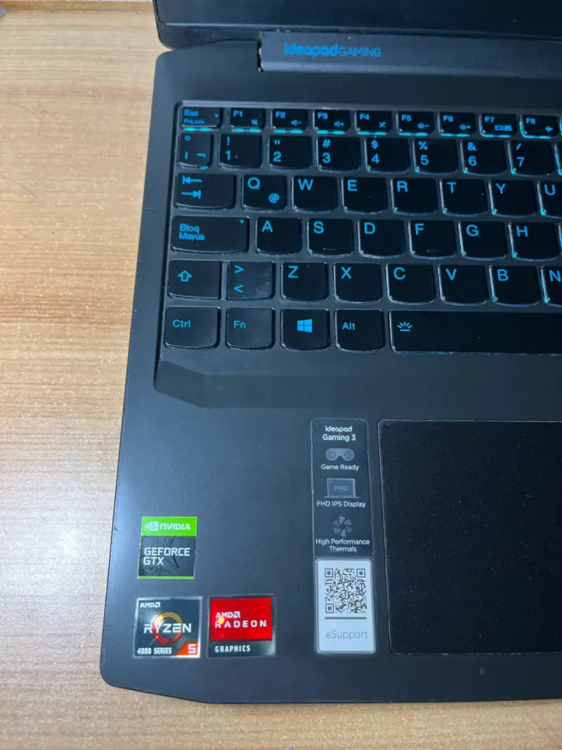 Laptop Lenovo Ideapad Gaming 3 - 4