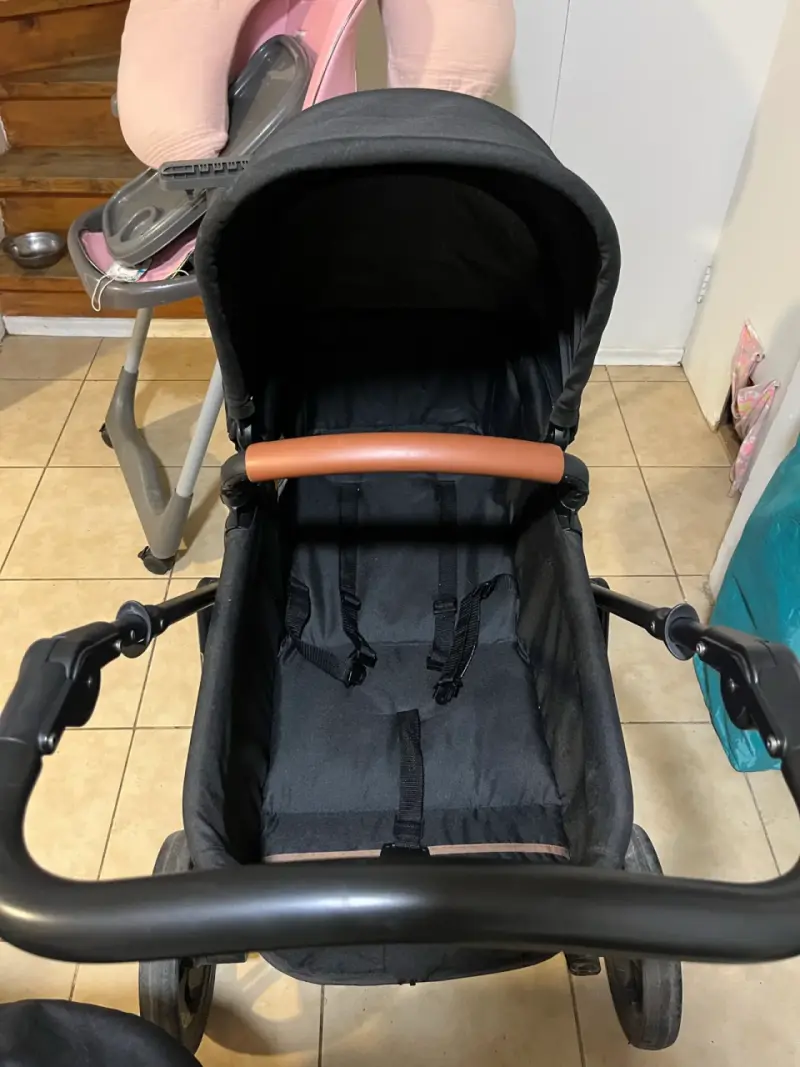 Coche de bebé Infanti negro - 4