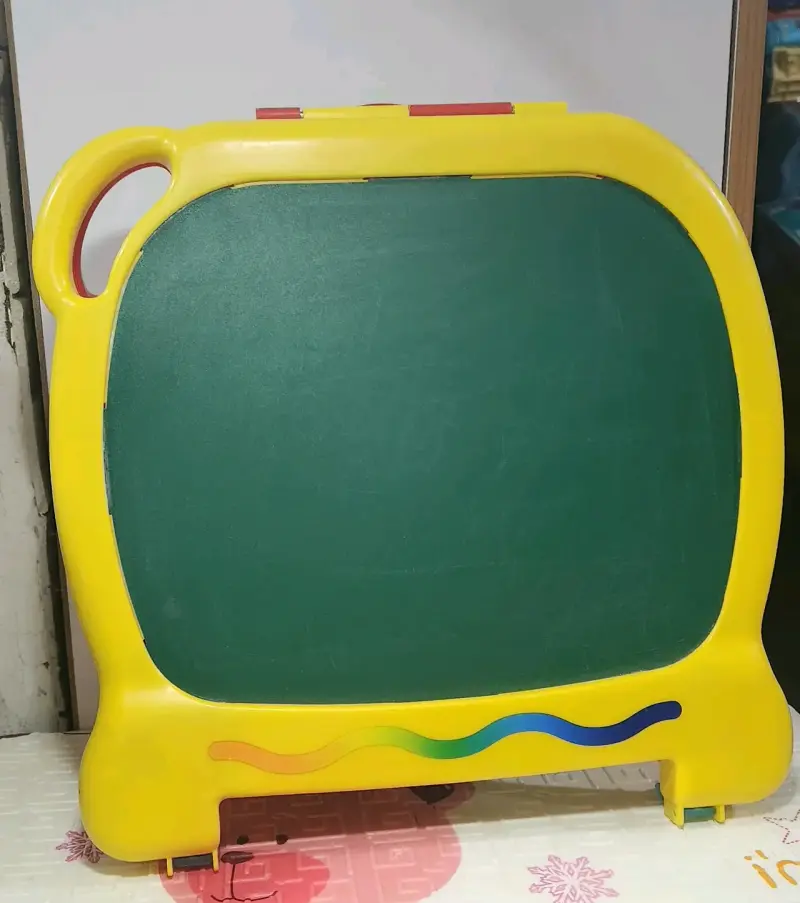 Pizarra doble cara Crayola para niños - 2