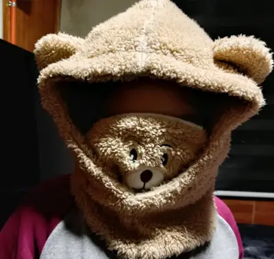 Set de gorros y orejeras para invierno - miniatura 2