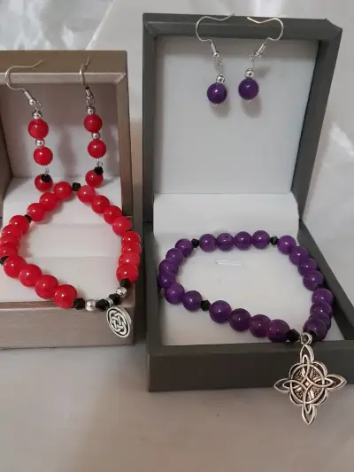 Set de Pulseras y aros de piedras zafiro y amatist - miniatura 1