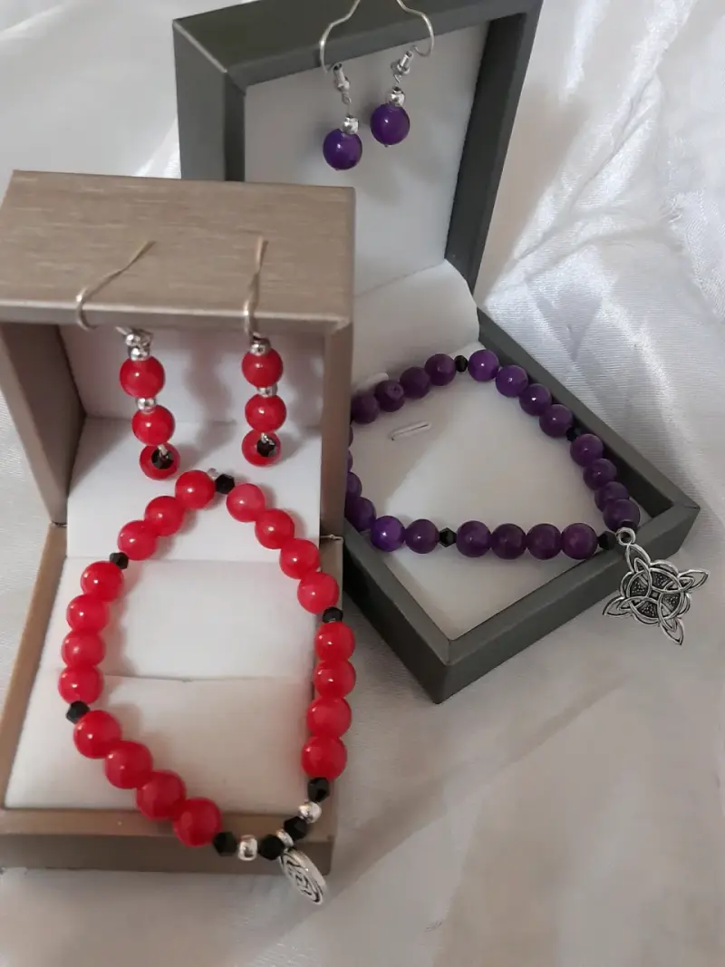 Set de Pulseras y aros de piedras zafiro y amatist - 5