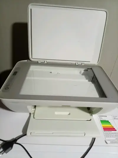 Impresora multifuncional HP DeskJet 2700 - miniatura 2