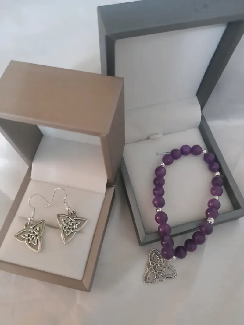 Set de pulsera y aros con diseño celta - 5