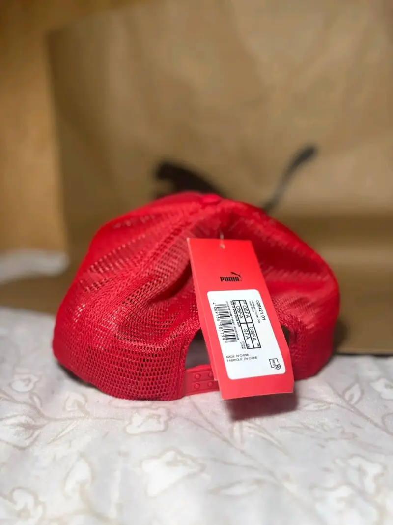 Gorra roja Ferrari Puma edición especial - 3