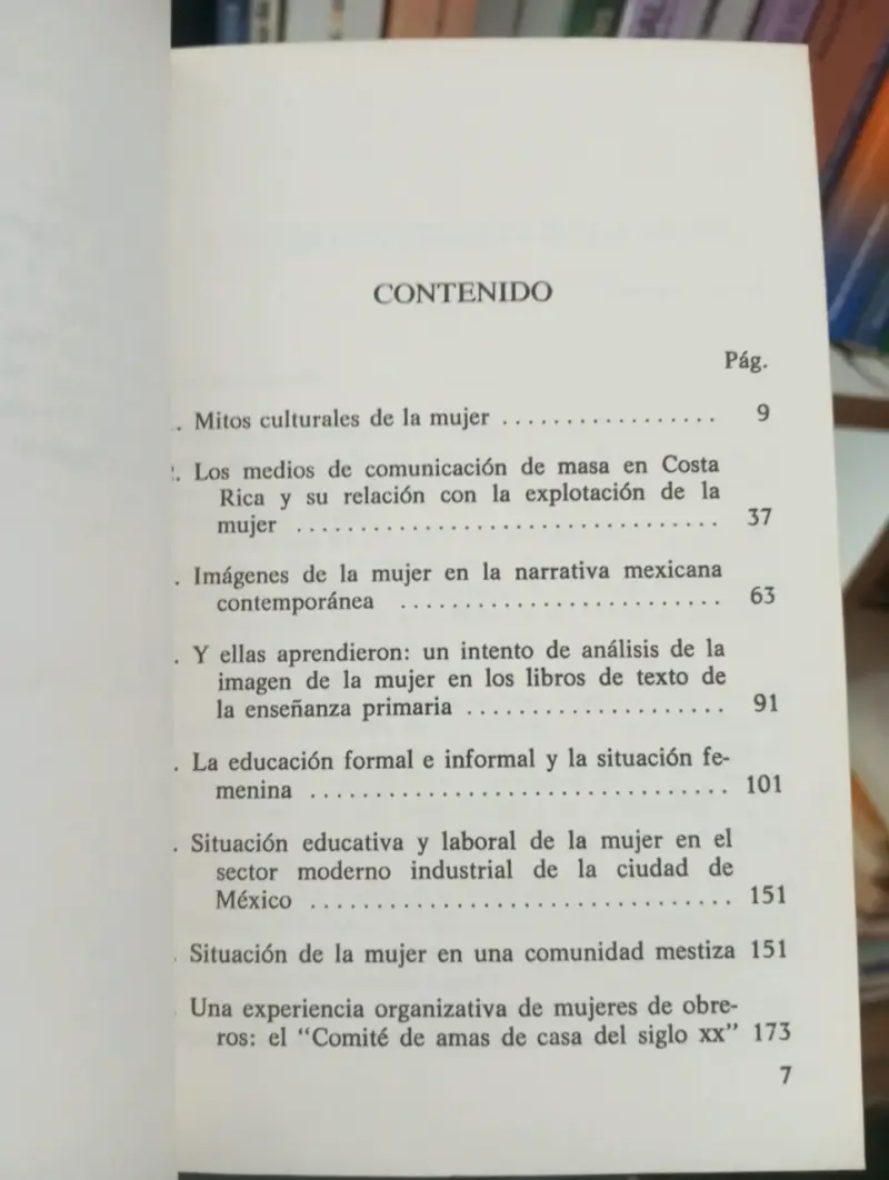 Libro 'La Mujer y la Cultura: Antología' - 3