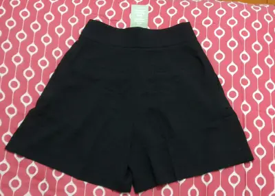 Shorts negros HyM - miniatura 2