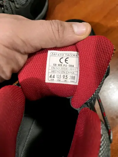 Zapatos de seguridad Rossignol negras y rojas 43 - miniatura 5