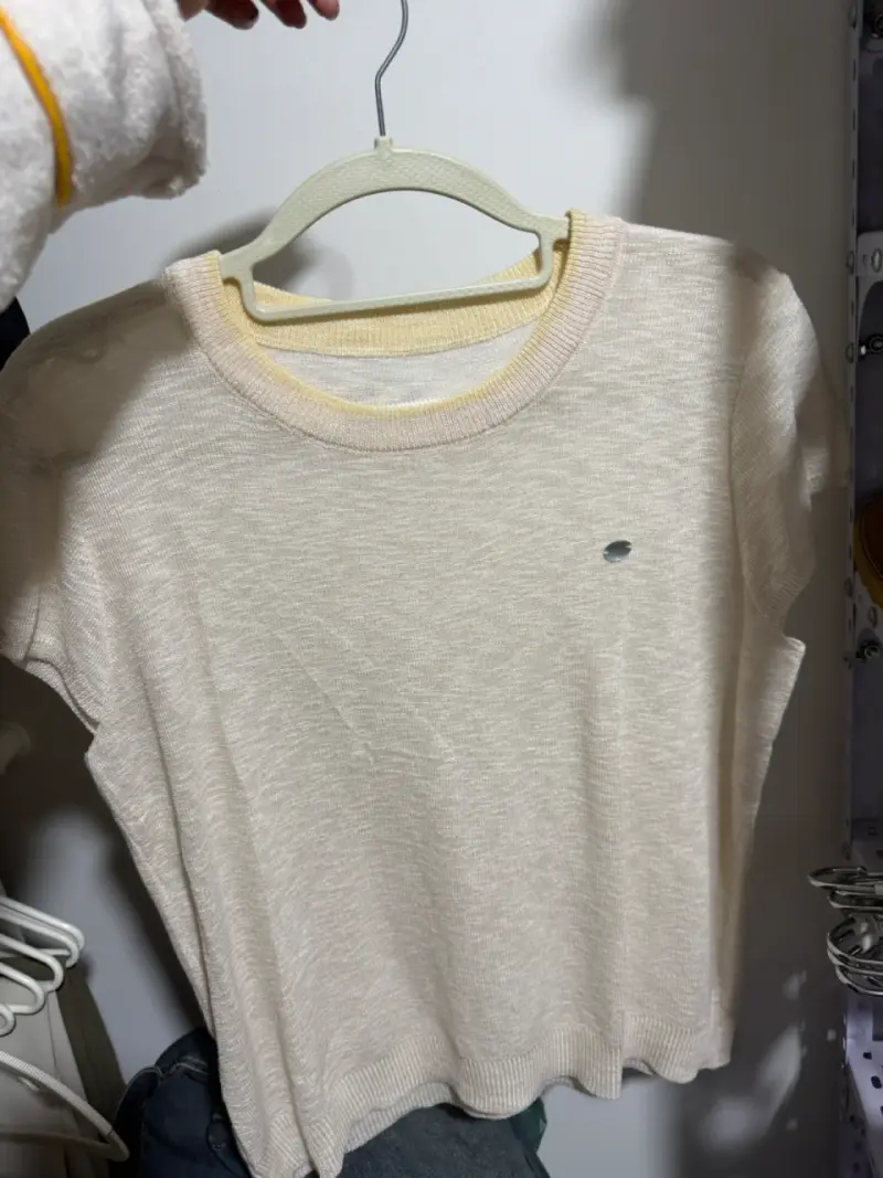 Polera de punto beige para mujer - 1