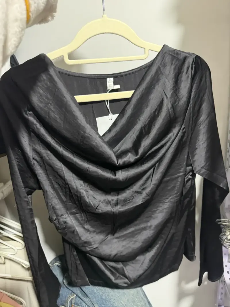 Blusa blanca de satén para mujer - 6
