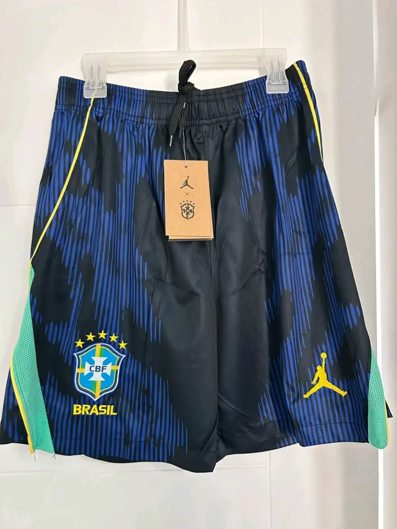 Shorts deportivos Brasil Jordan azul y negro