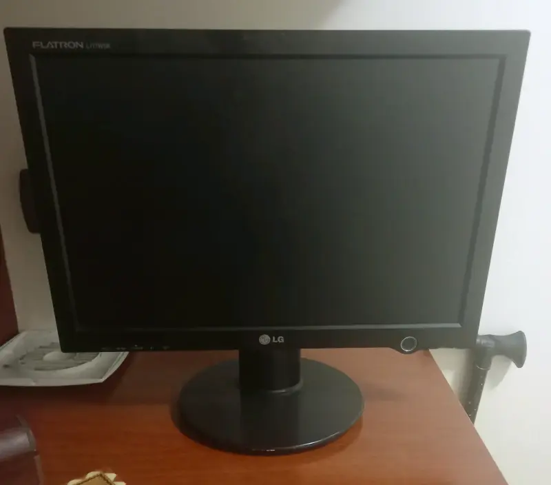 Monitor LG Flatron 17 pulgadas en buen estado