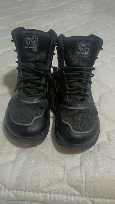 Botas de seguridad negras talla 44 - miniatura 1