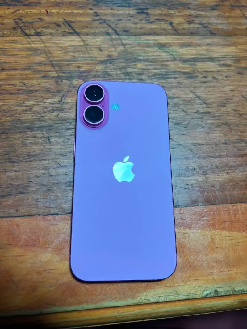 iPhone 16 bloqueado por mora - 3