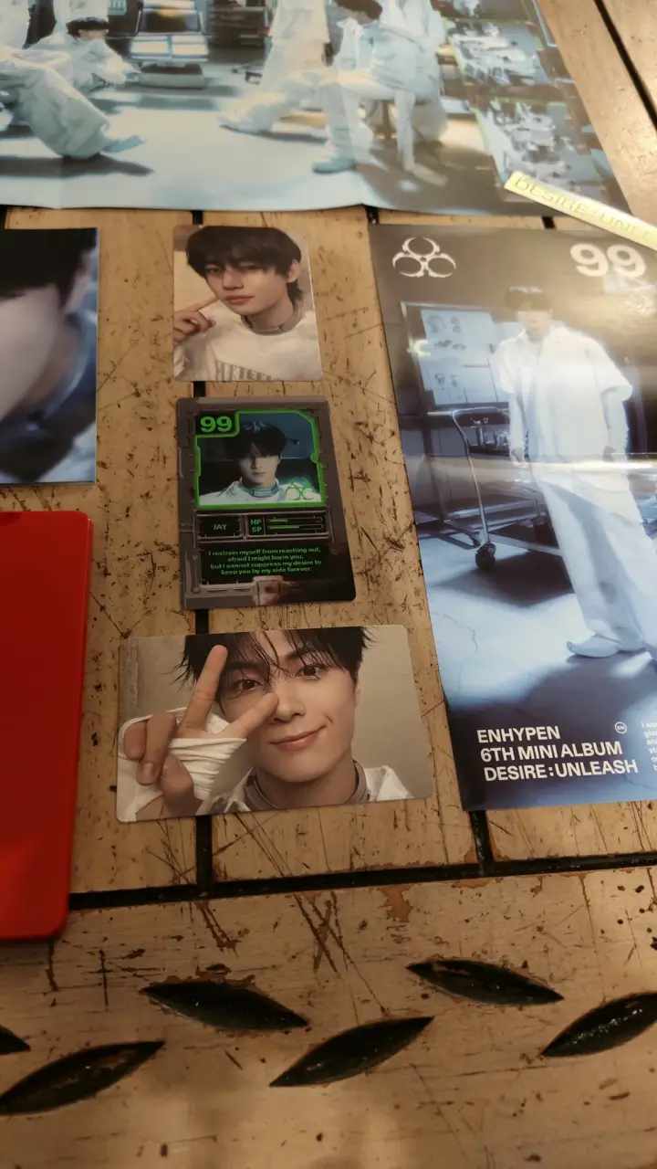 Álbum ENHYPEN Desire: Unleash con Photocards - 2