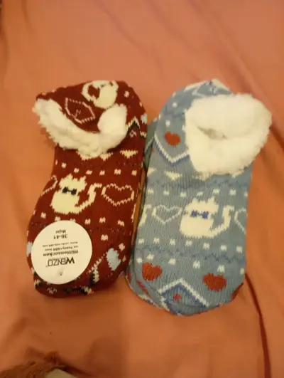 Calcetines térmicos antideslizantes para invierno - miniatura 4