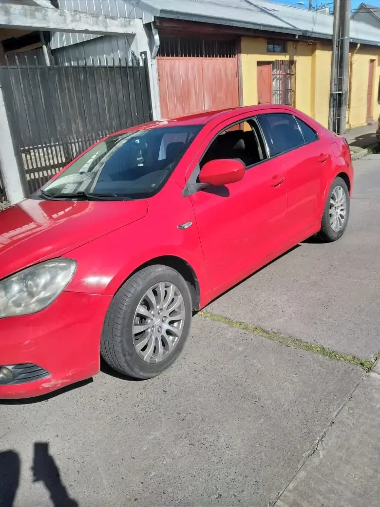 Auto Suzuki Kizashi 2010 Rojo en Buen Estado - 5