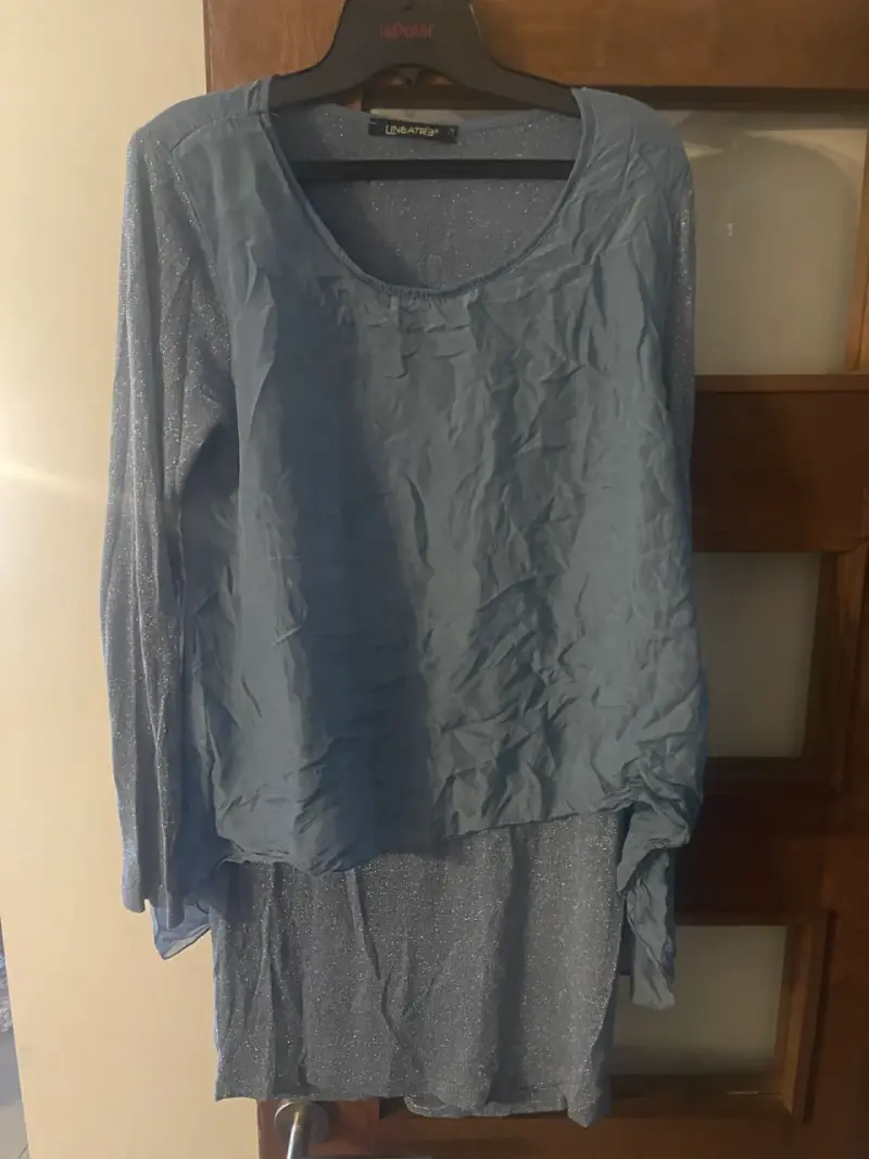 Blusa  azul con brillo para mujer - 2
