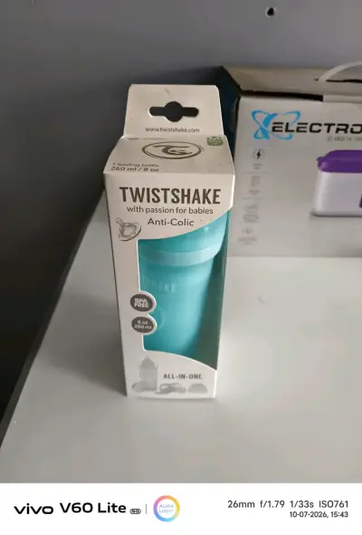 Mamadera Twistshake Anti-Colic 260ml Azul - miniatura 1