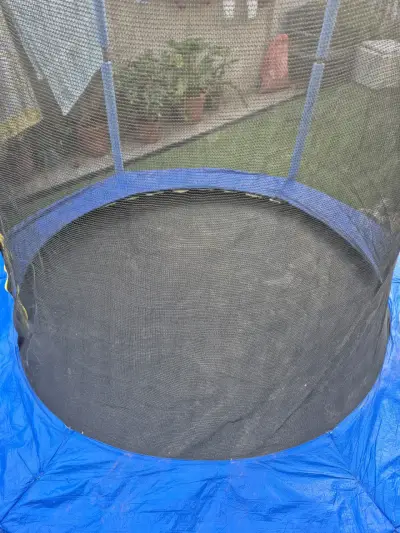 Trampolín con red de seguridad para niños - miniatura 4